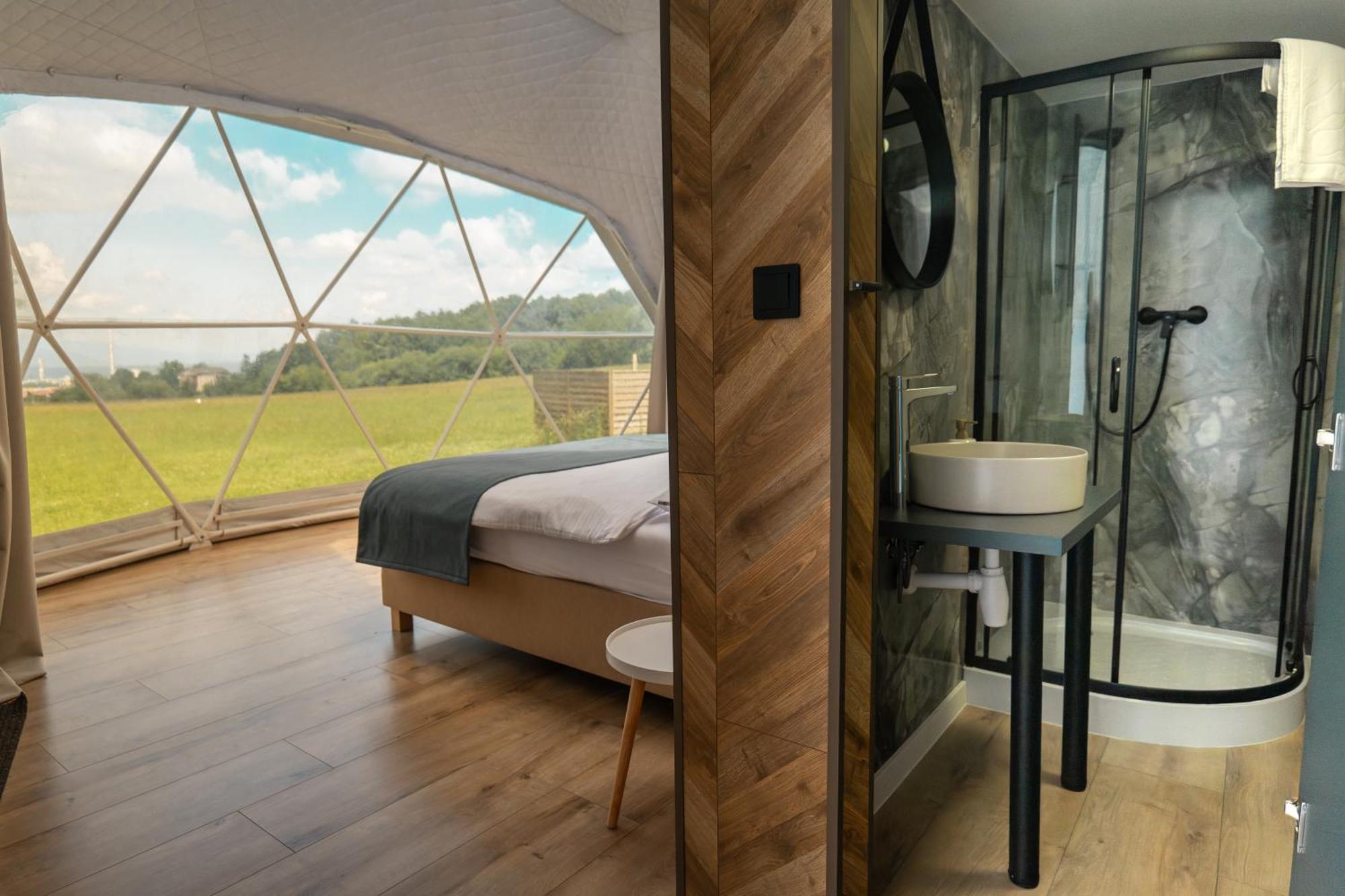 Glamping Resort Dolny Kamenec Ngoại thất bức ảnh